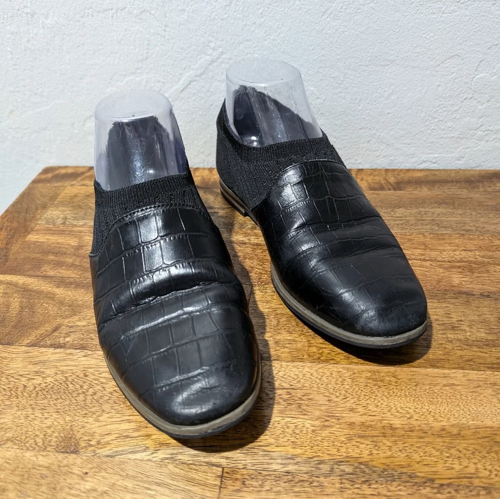 NOELLA slip on loafer‎  crocsize 36.5
